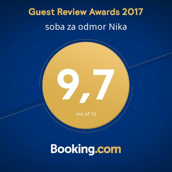 Soba Za Odmor Nika Hotel คาชเตลา ภายนอก รูปภาพ